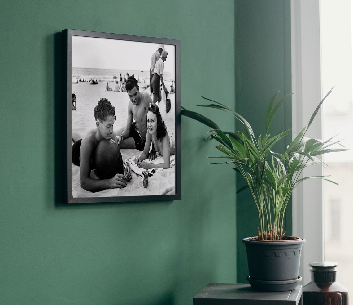 Vintage Black And White Beach Friends Classic Summer Day Poster - Image 4
