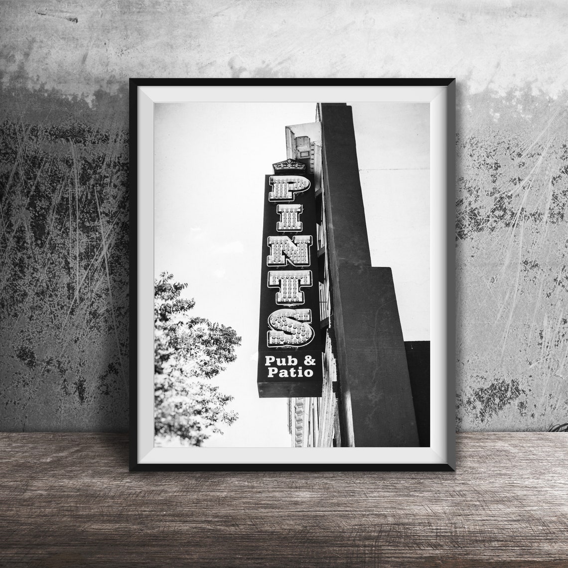 Pints Pub and Patio Vertical Marquee Bulb Sign Des Moines Bar Poster - Image 2