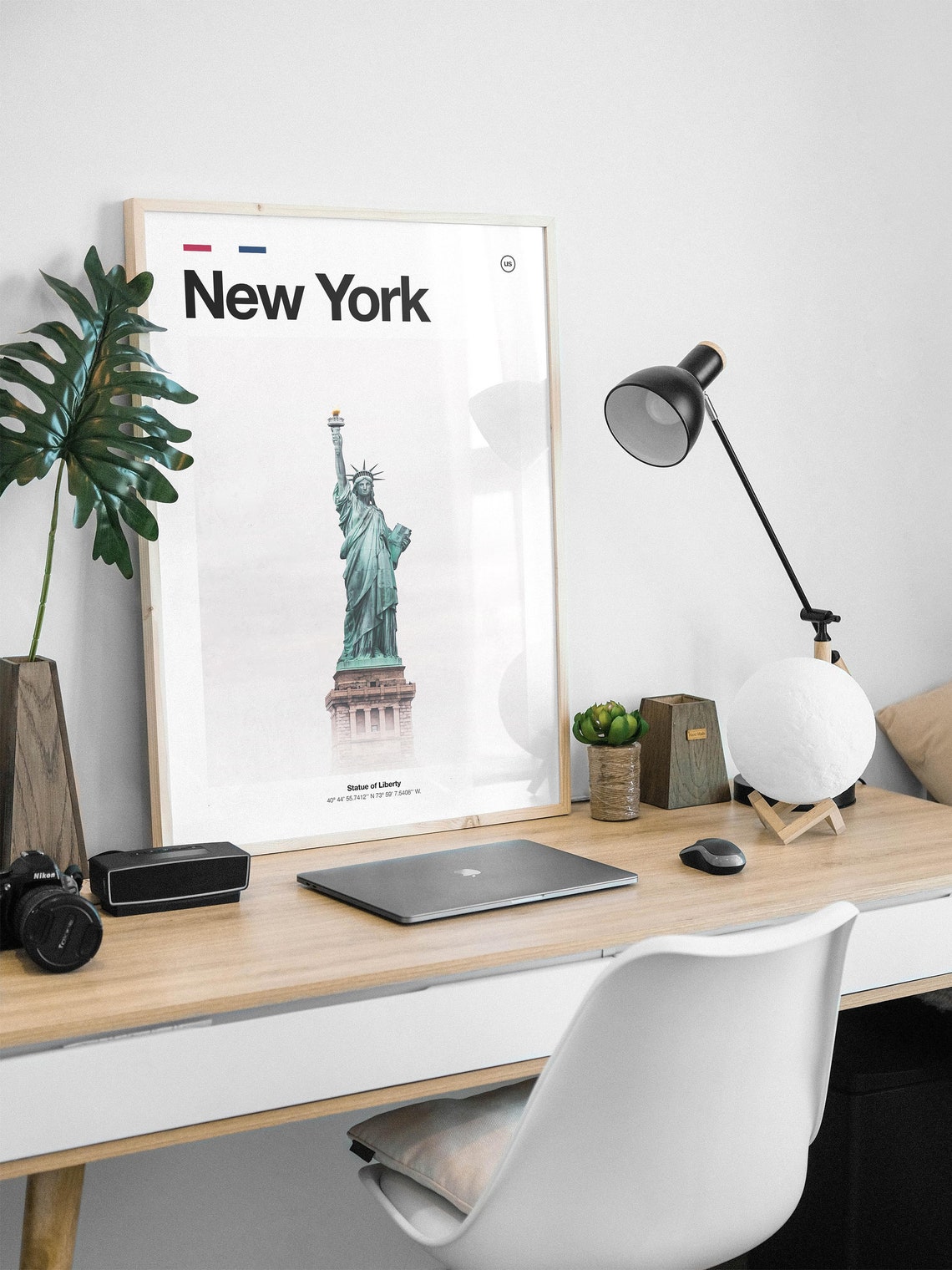 Statue Of Liberty Poster New York Poster Statue Of Liberty Gift New York Print Gift Travel Poster City Wall Art Minimalist City Poster - Image 2