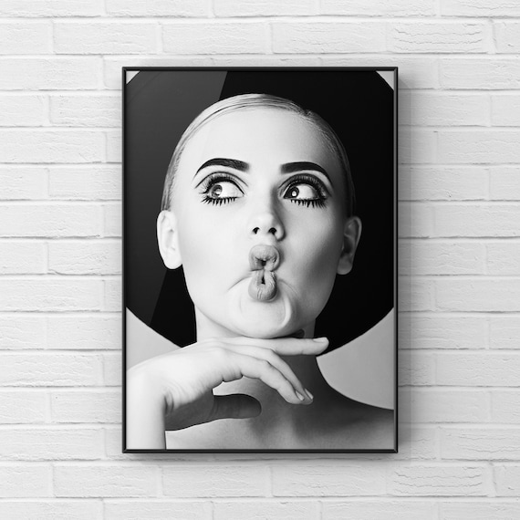Twiggy 60s Fashion Art Print, Black White Portrait