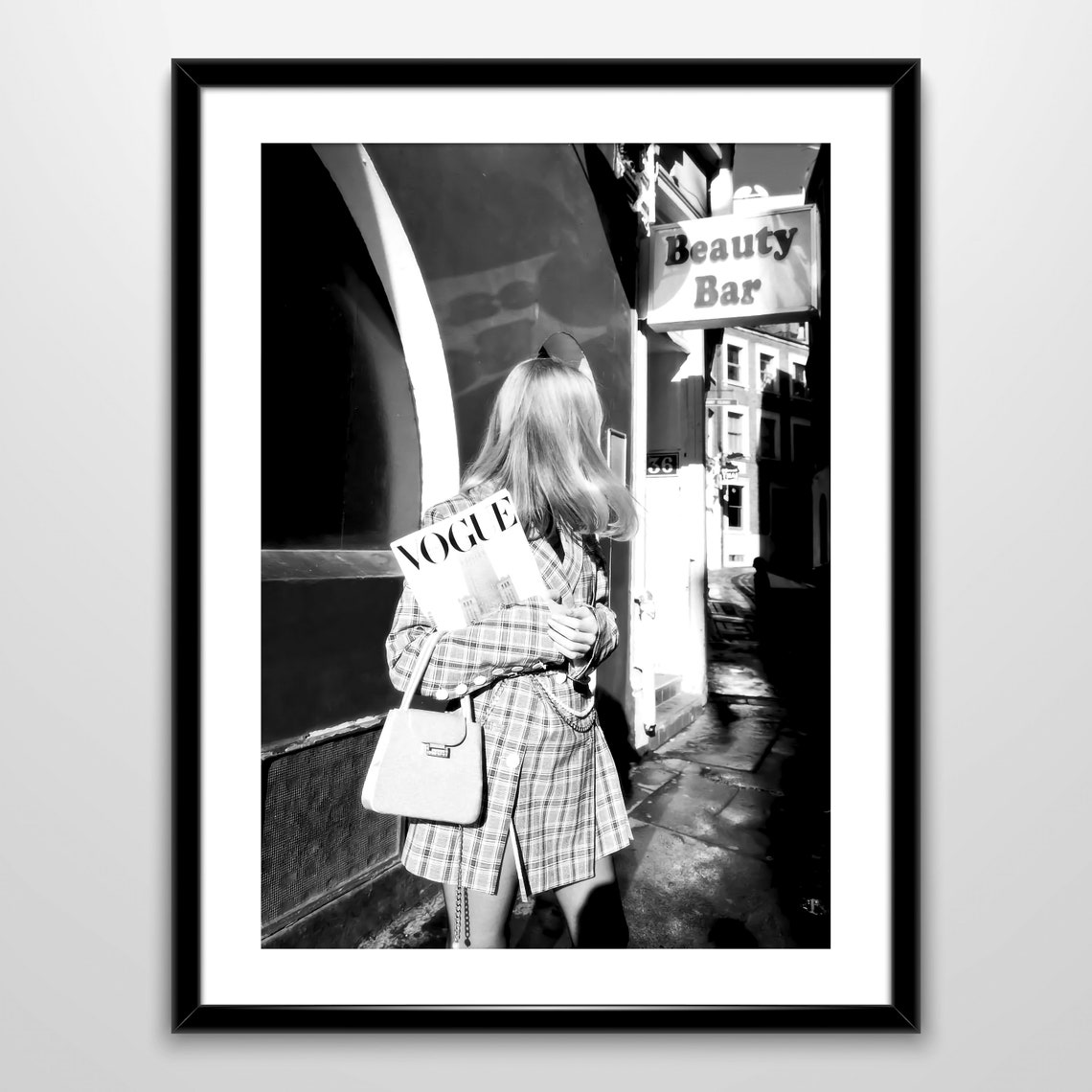 Luxury Beauty High Fashion Print Trendy Wall Art Black And White Vintage Poster Aesthetic Print Teen Girl Room Decor Bedroom Wall Art - Image 4
