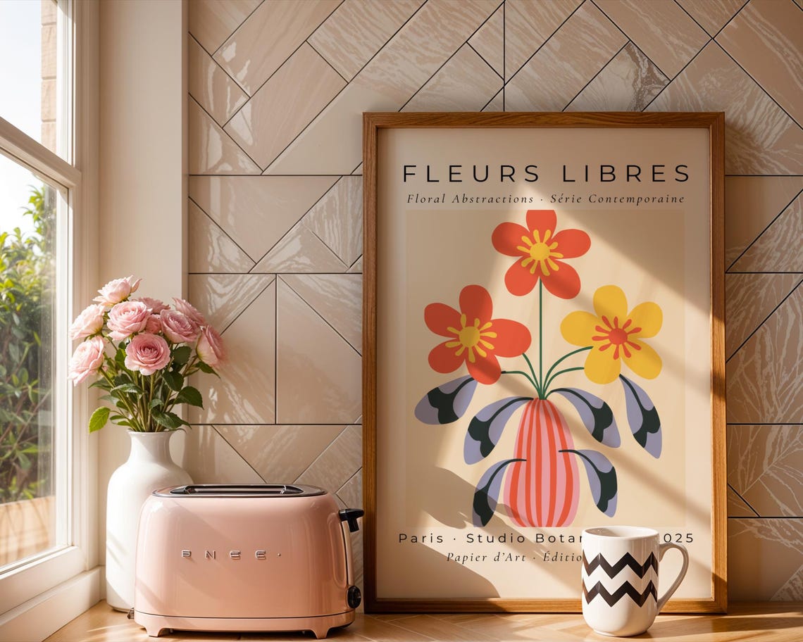 Fleurs Libres Retro Trio Blooms Striped Vase Abstract Floral Art Print