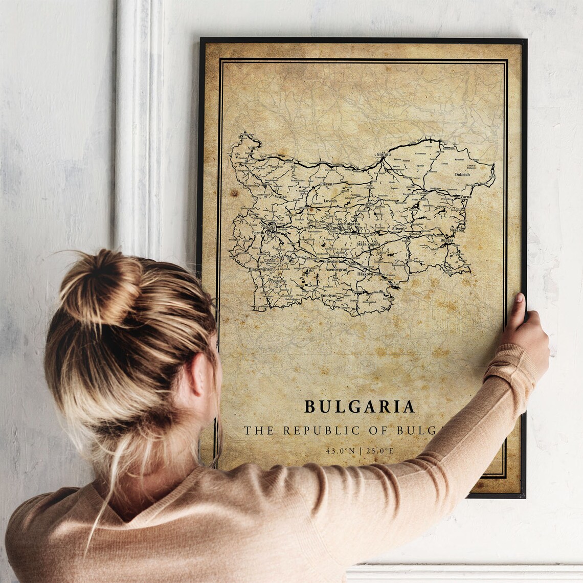 Bulgaria Vintage Map Poster Print, Country Decor - Image 2