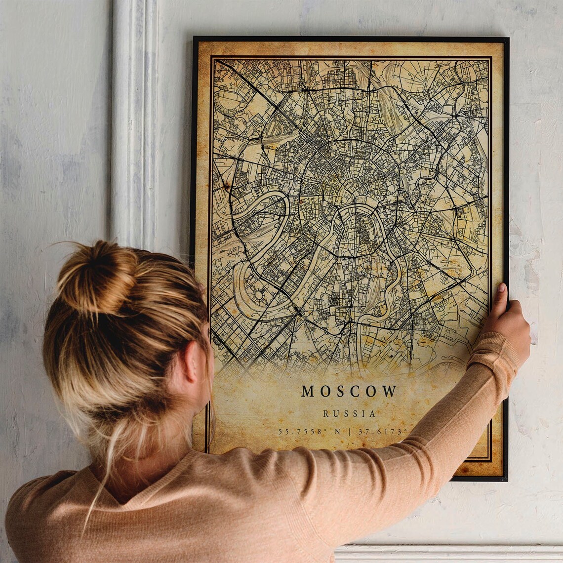 Moscow Vintage Map Poster, Rustic City Artwork Print - Image 2