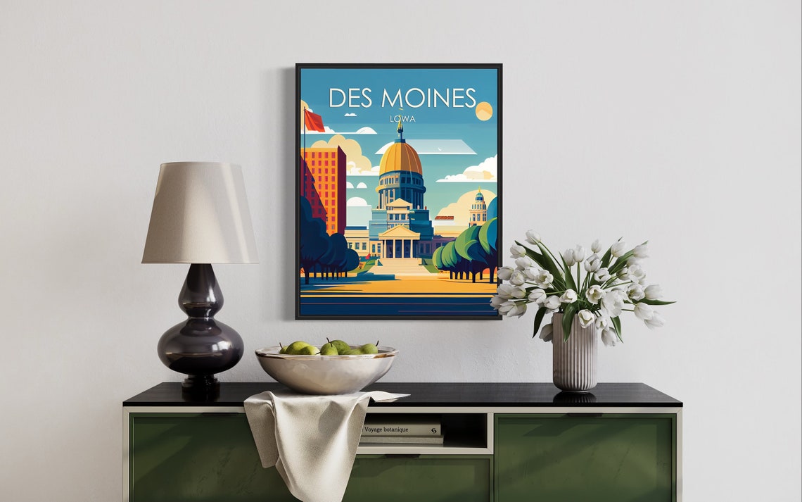 Des Moines Iowa Poster with Golden Dome Capitol Building View - Image 2
