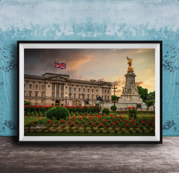 Buckingham Palace Photo Sunrise With Queens Rose Garden