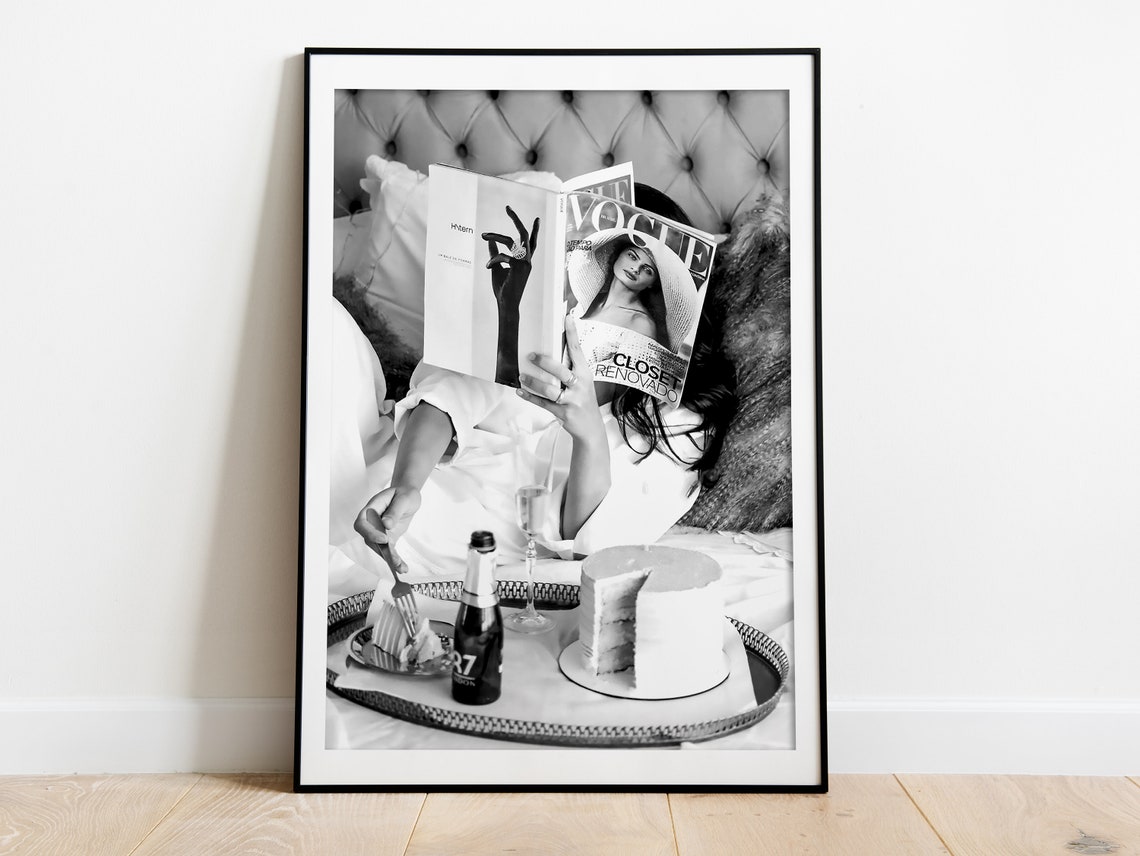 Woman Reading Magazine Print Bar Cart Poster Hypebeast Wall Art Black And White Luxury Fashion Poster Trendy Wall Art - Image 3