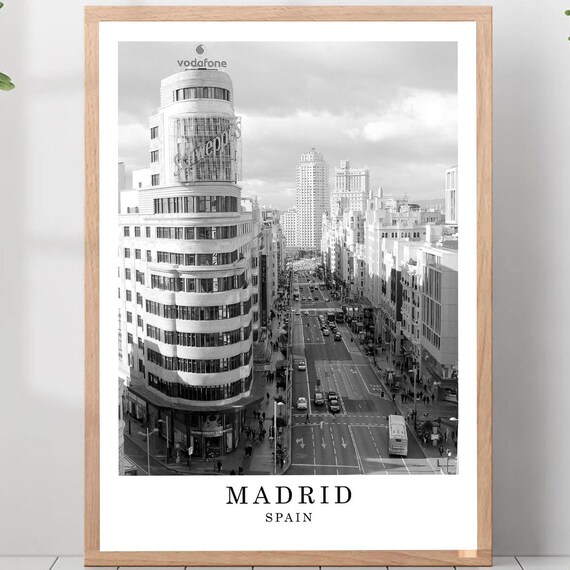 Madrid Gran Via Metropolis Building Street View Travel Poster Spain