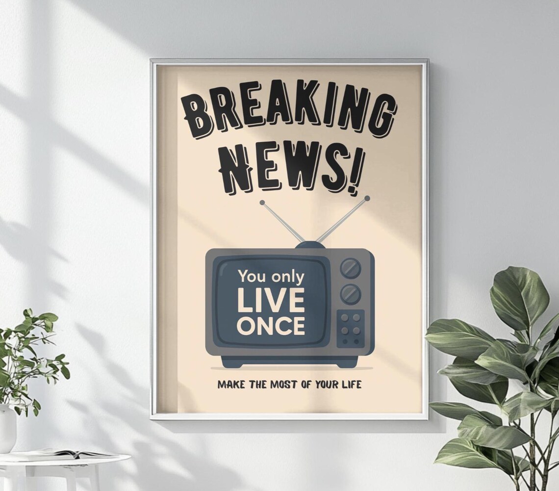 Breaking News Retro TV Illustration, Vintage Decor - Image 4