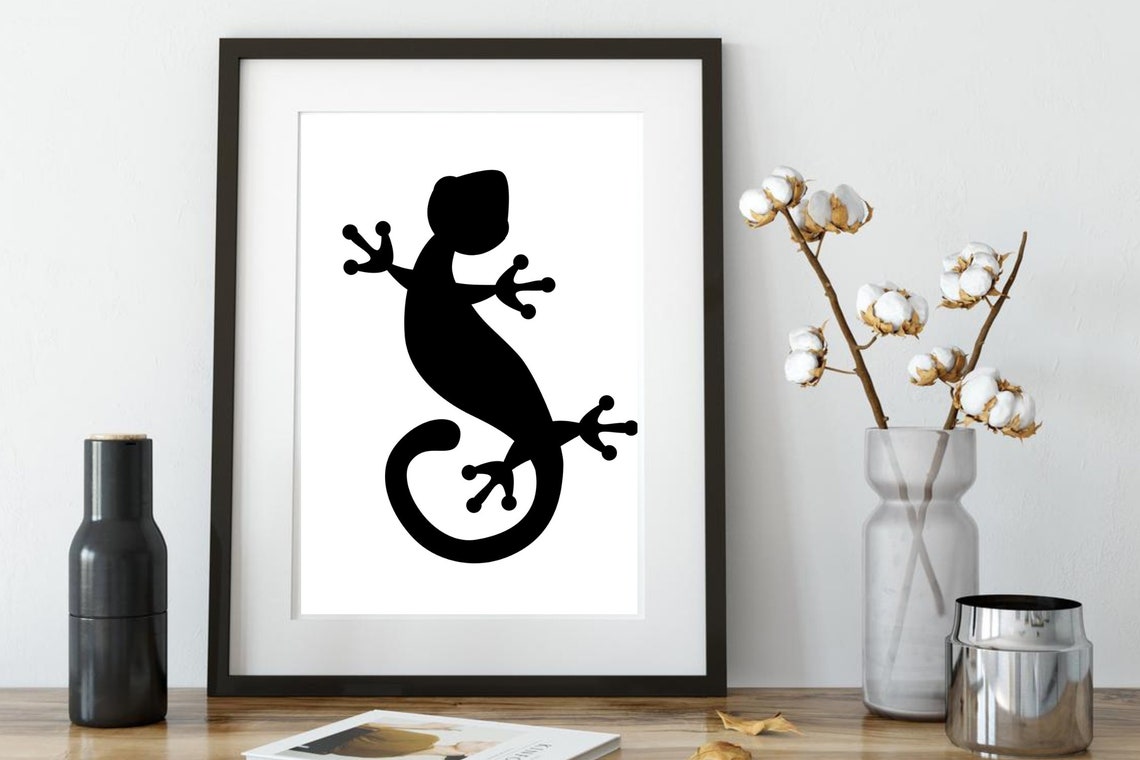 Black Gecko Lizard Silhouette Minimalist Modern White Wall Art Print - Image 2