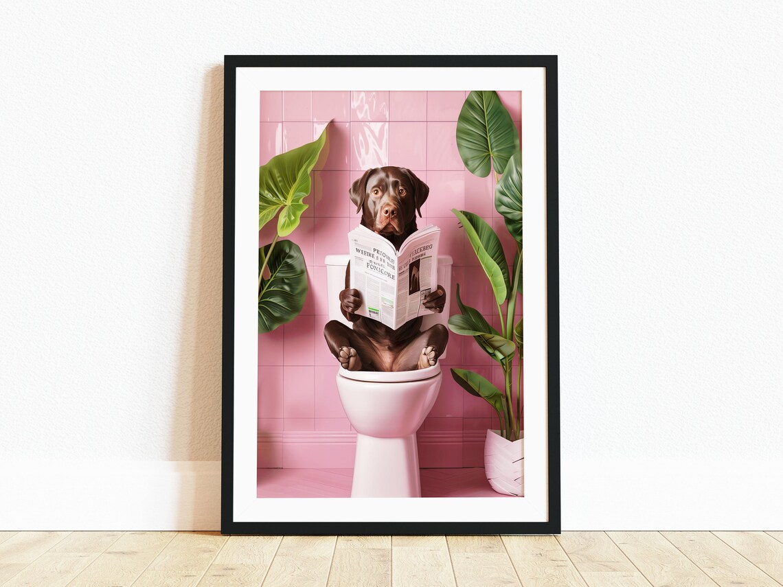 Chocolate Labrador On Toilet Bathroom Funny Dog Print - Image 2
