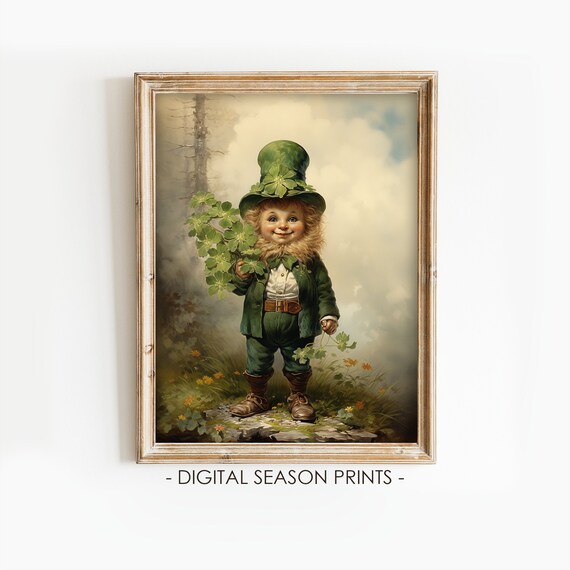 Cute Little Leprechaun With Clover Saint Patricks Day Vintage Print