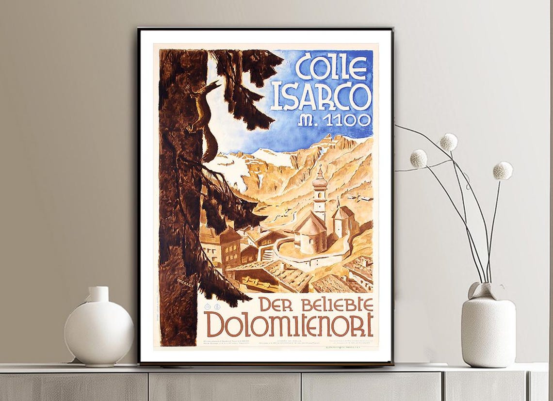 Colle Isarco m 1100 Der Beliebte Dolomitenort Alpine Village Poster