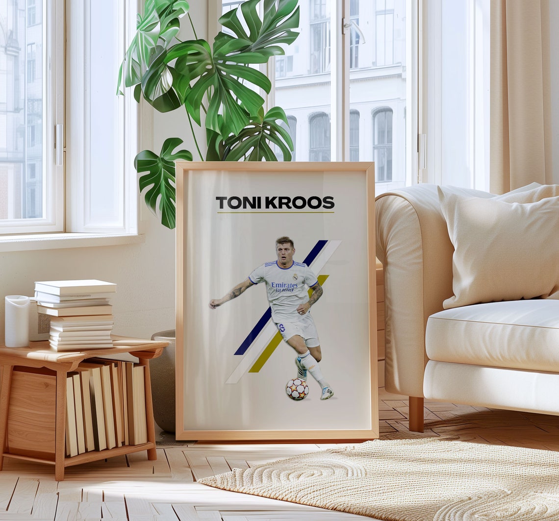 Toni Kroos Real Madrid Star Midfielder Minimalist Design Poster - Image 2