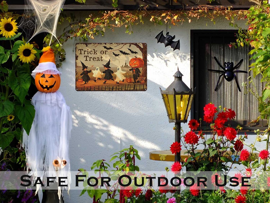 Rustic Halloween Metal Sign, Antique Distressed Decor - Image 3