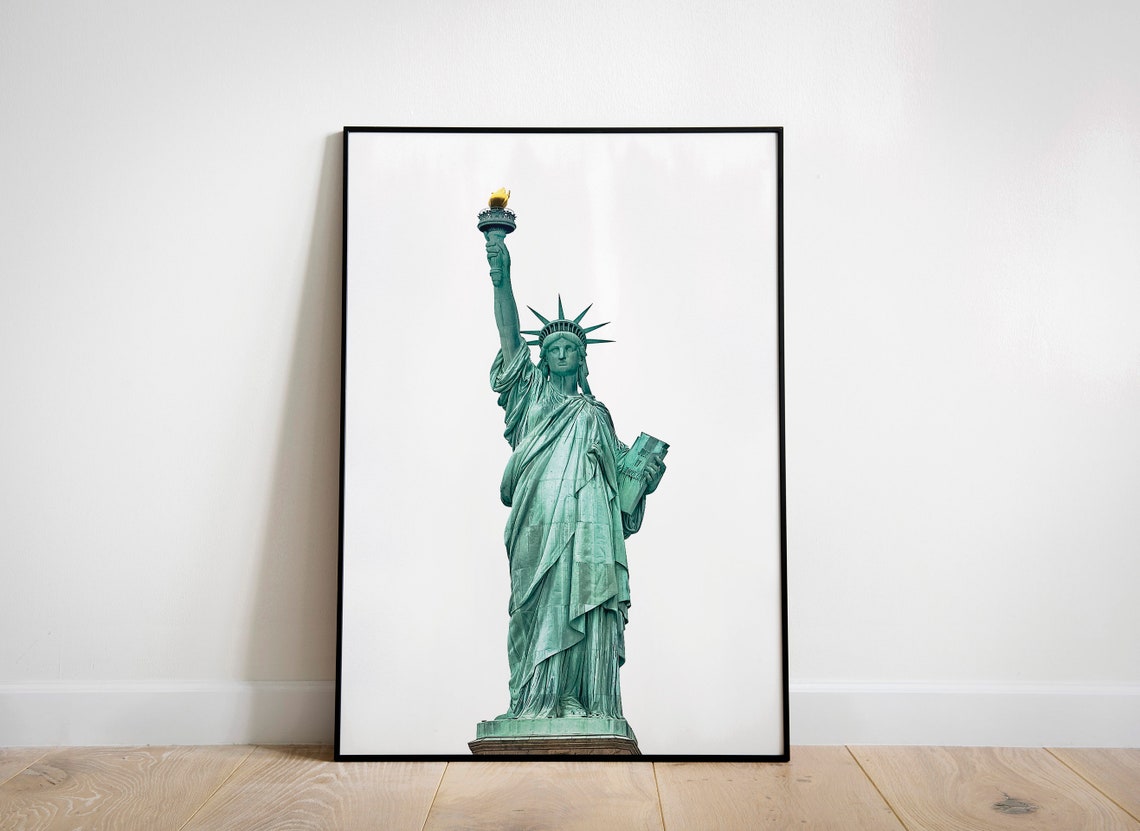 Statue of Liberty Minimalist White Background Photography Print - Image 2