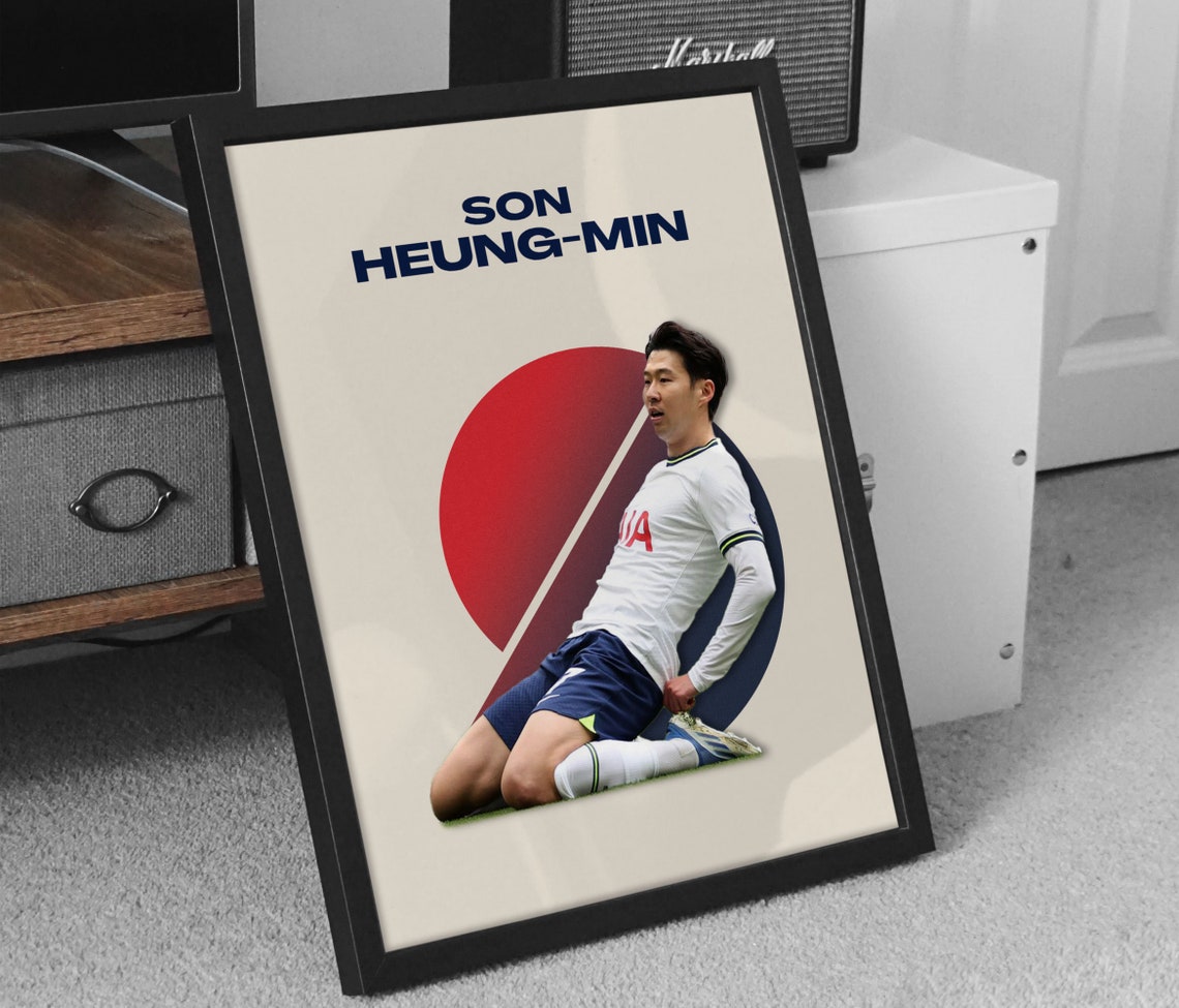 Son Heung Min Tottenham Hotspur Knee Slide Celebration Poster - Image 2