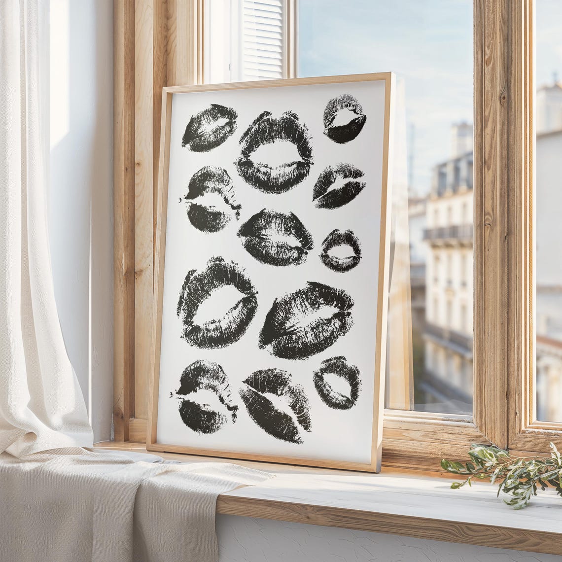 Trendy Lipstick Kisses Print Y2k Wall Art Black Mouth Kisses Poster French Kiss Print Preppy Wall Print Retro Kiss Poster Lipstick Wall Art