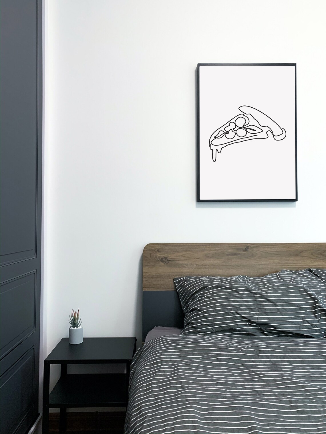Outline Pizza Slice Drawing, Minimalist Line Art - Image 4