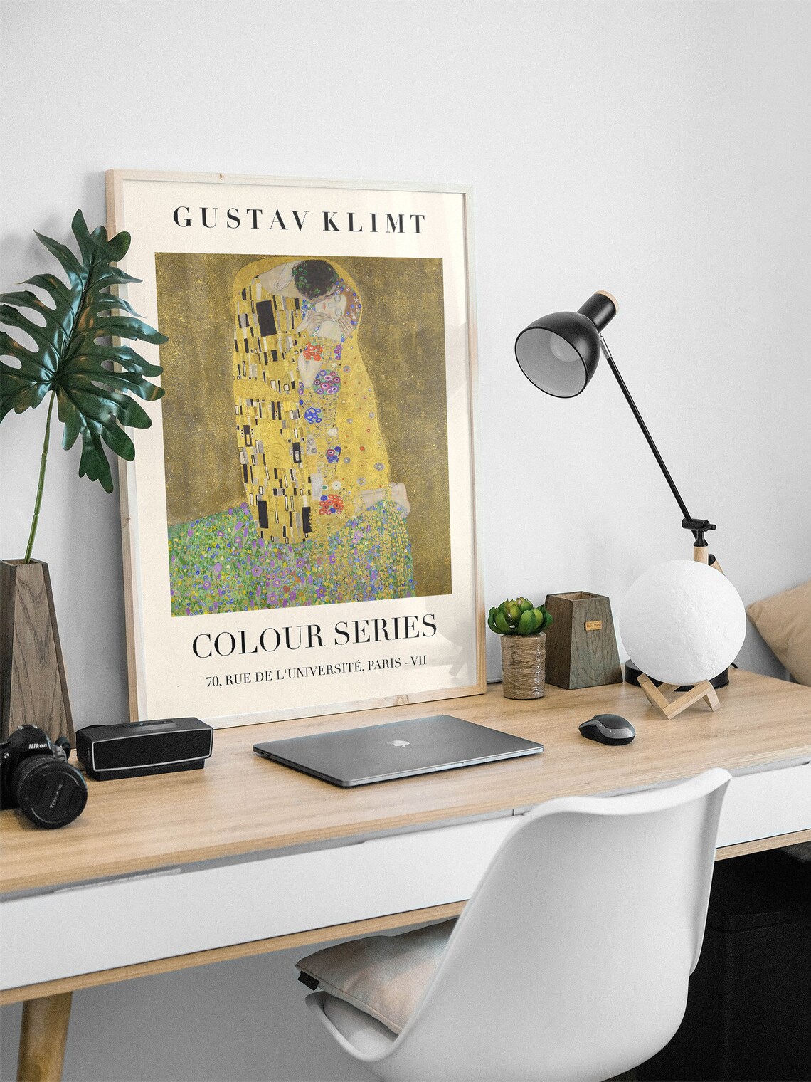 Gustav Klimt The Kiss Colour Series Golden Embrace Exhibition Poster - Image 2