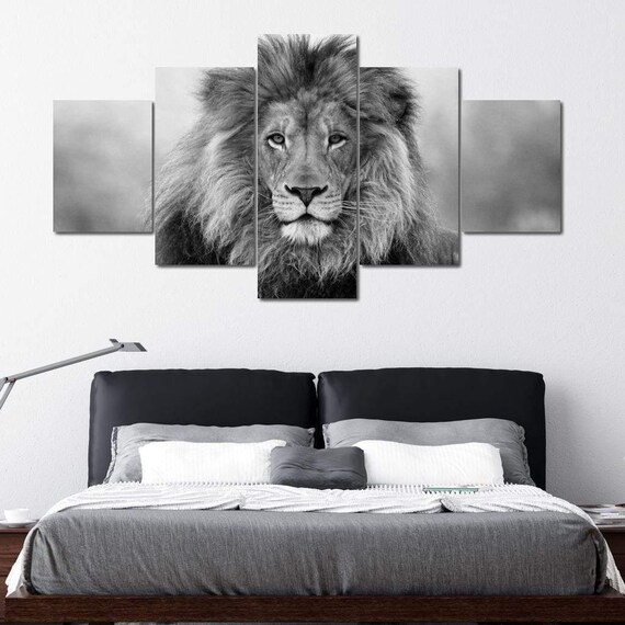 Black And White Lion - Minimalist Art Print