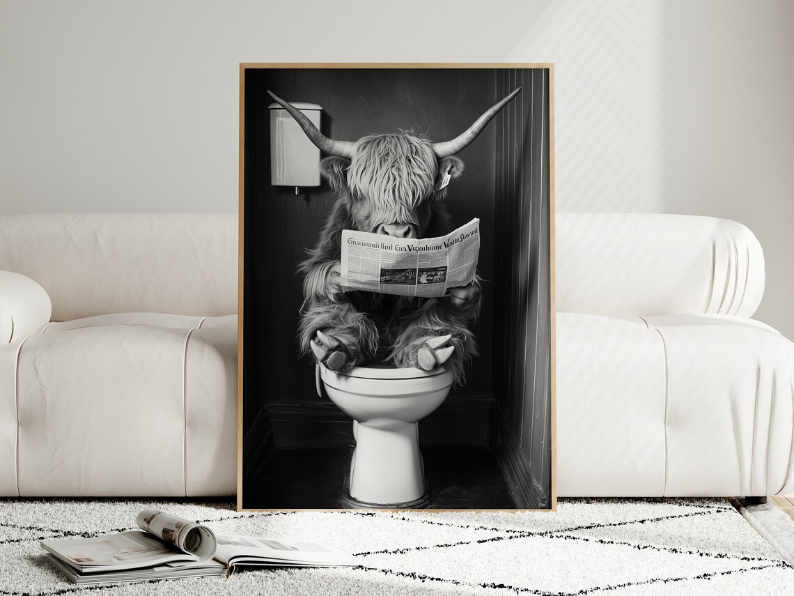 Highland Cow Sitting On The Toilet, Funny Bathroom Wall Art - Image 2