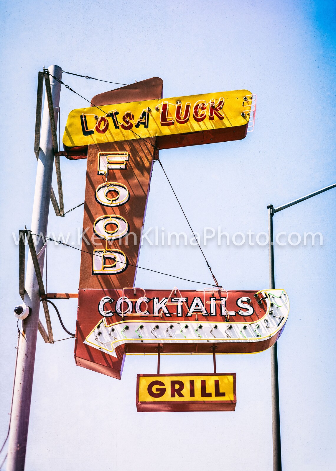 Lotsa Luck Bar Portland Travel Poster - Image 3