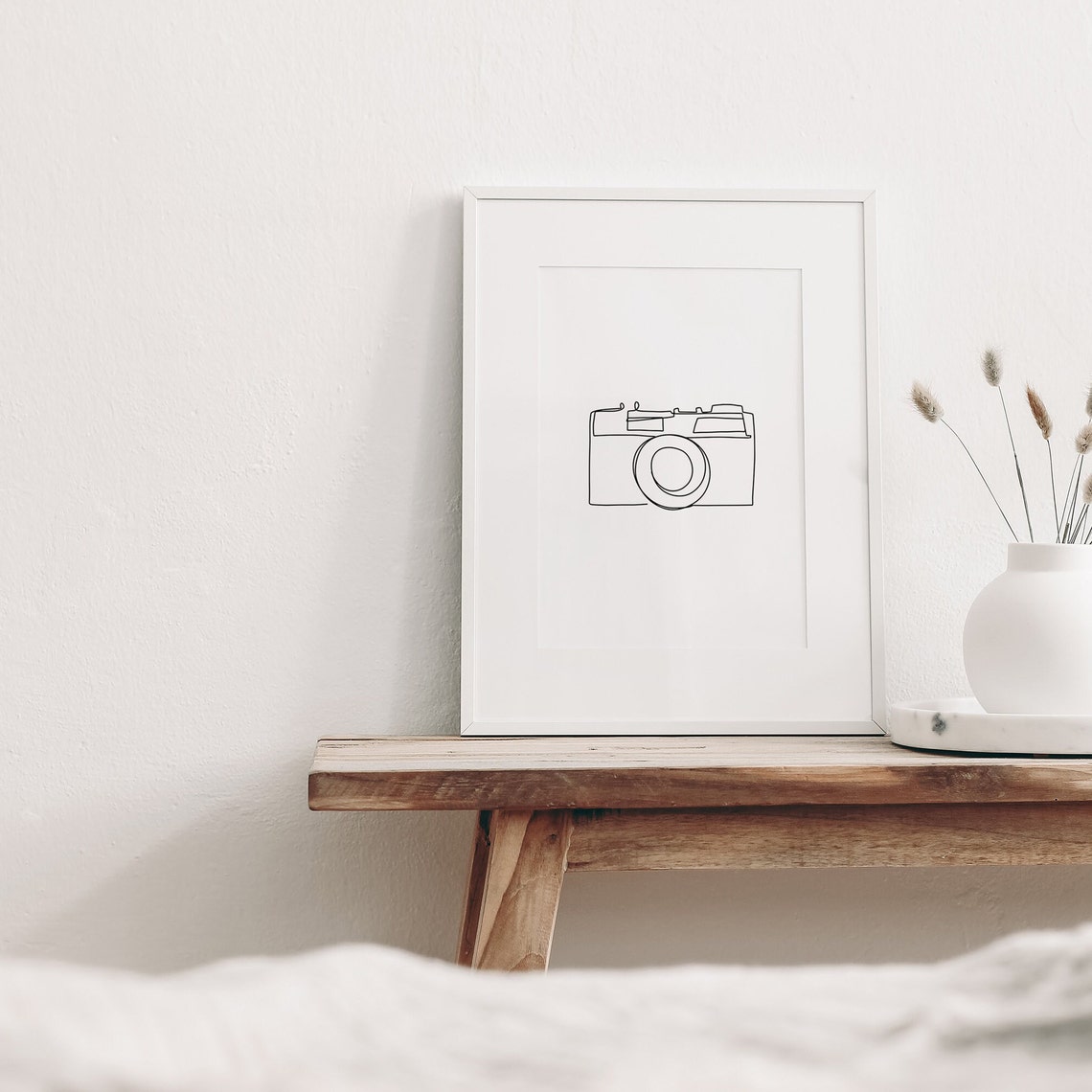 Minimalist One Line Camera Drawing Photographer Wall Decor Poster - Image 3