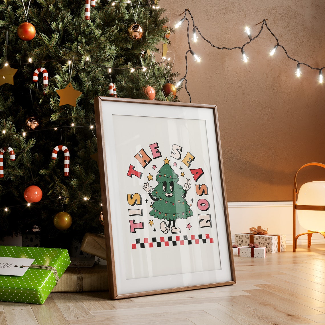 Tis The Season Retro Smiling Christmas Tree Character Wall Art - Image 2