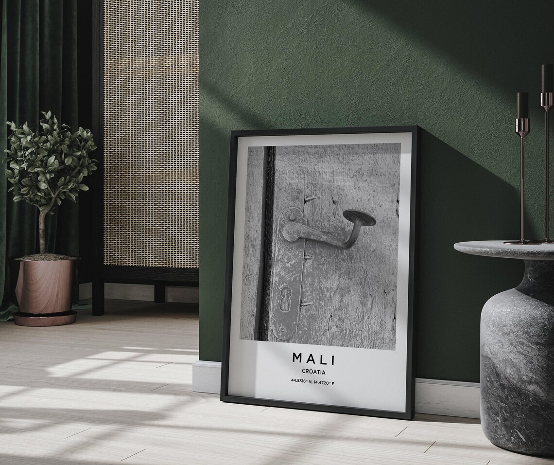 Mali Croatia Vintage Door Handle Black and White Detail Poster - Image 2