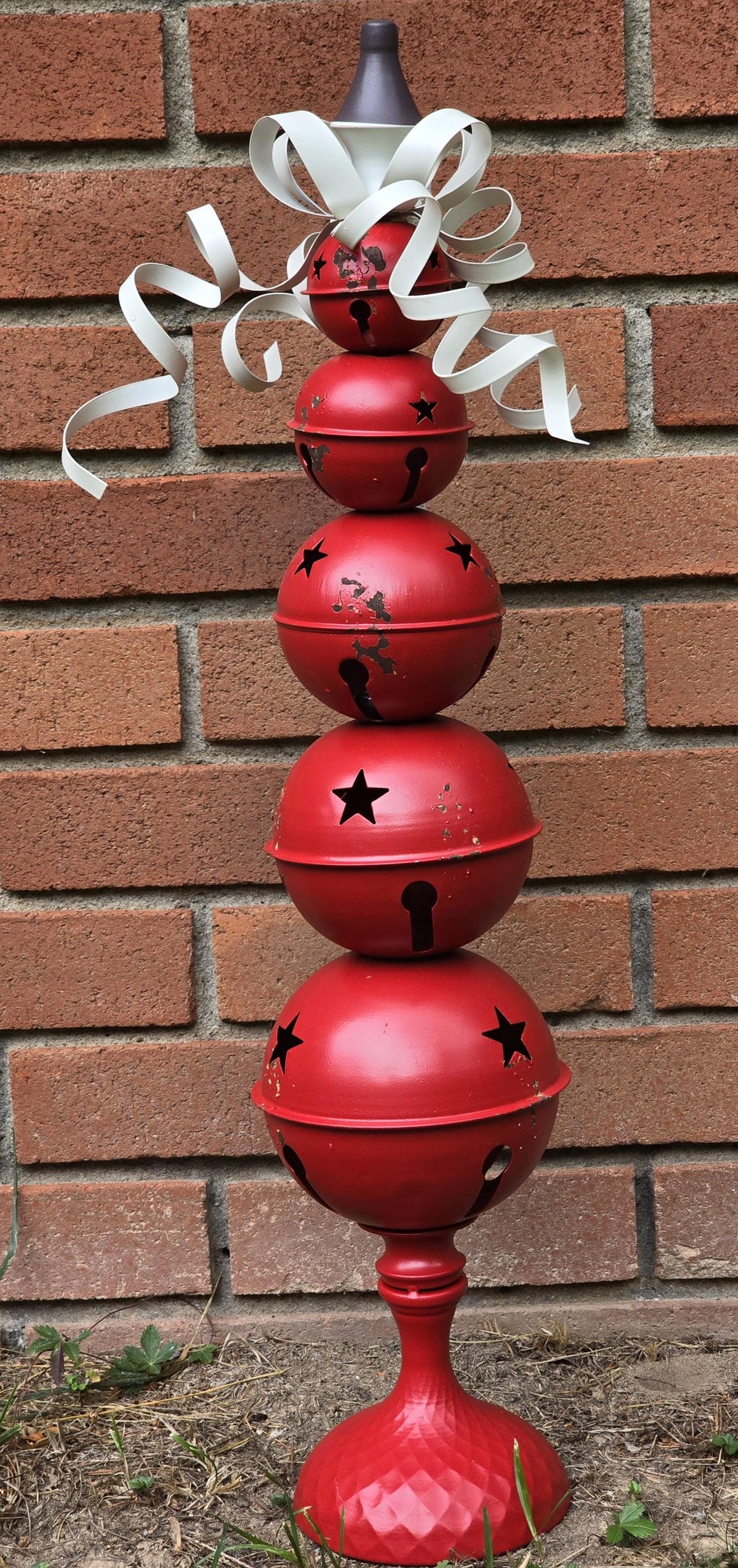 Stacked White Jingle Bell Christmas Tree Stand Red Ribbon Ornament - Image 4