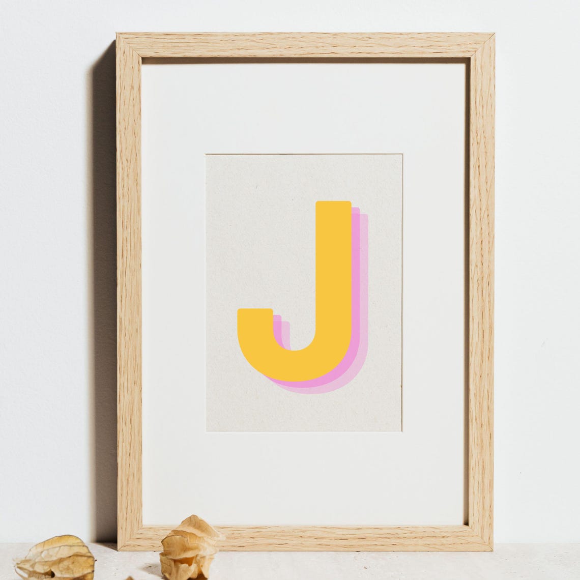 Retro 3d J Alphabet Art Letter J Print Bold Typography In Yellow And Pink Initial Wall Art Initial J Retro Wall Decor - Image 4