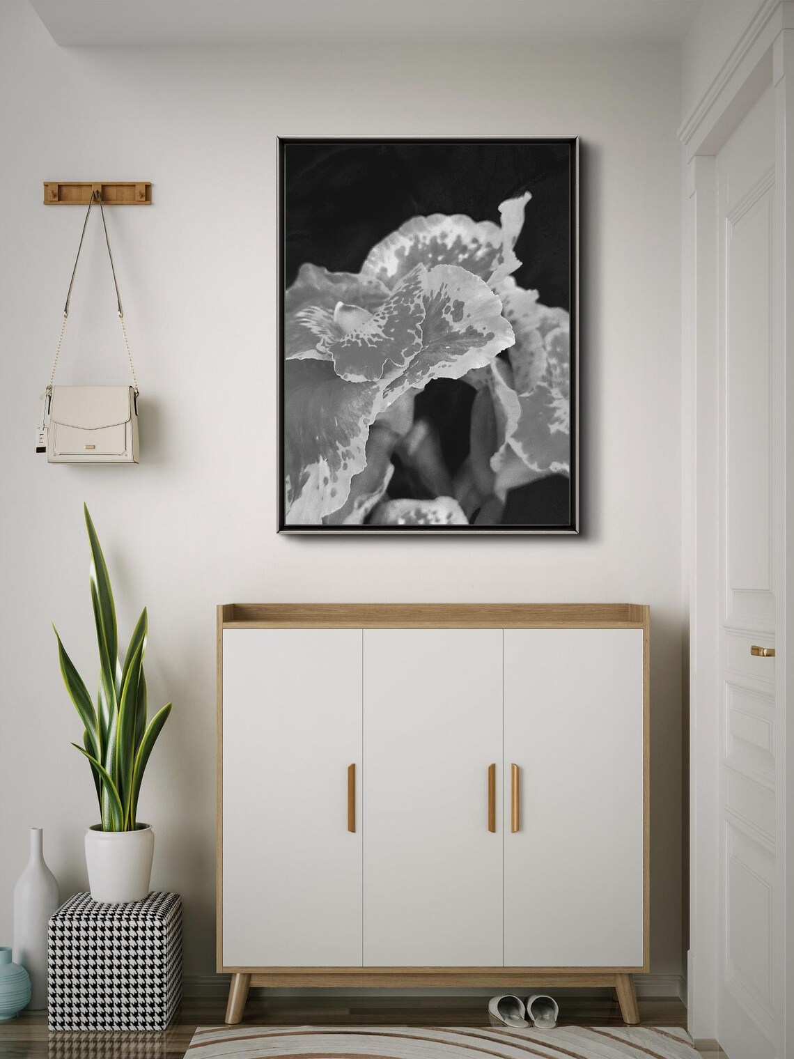 Iris Photograph, Elegant Floral Art Print - Image 2