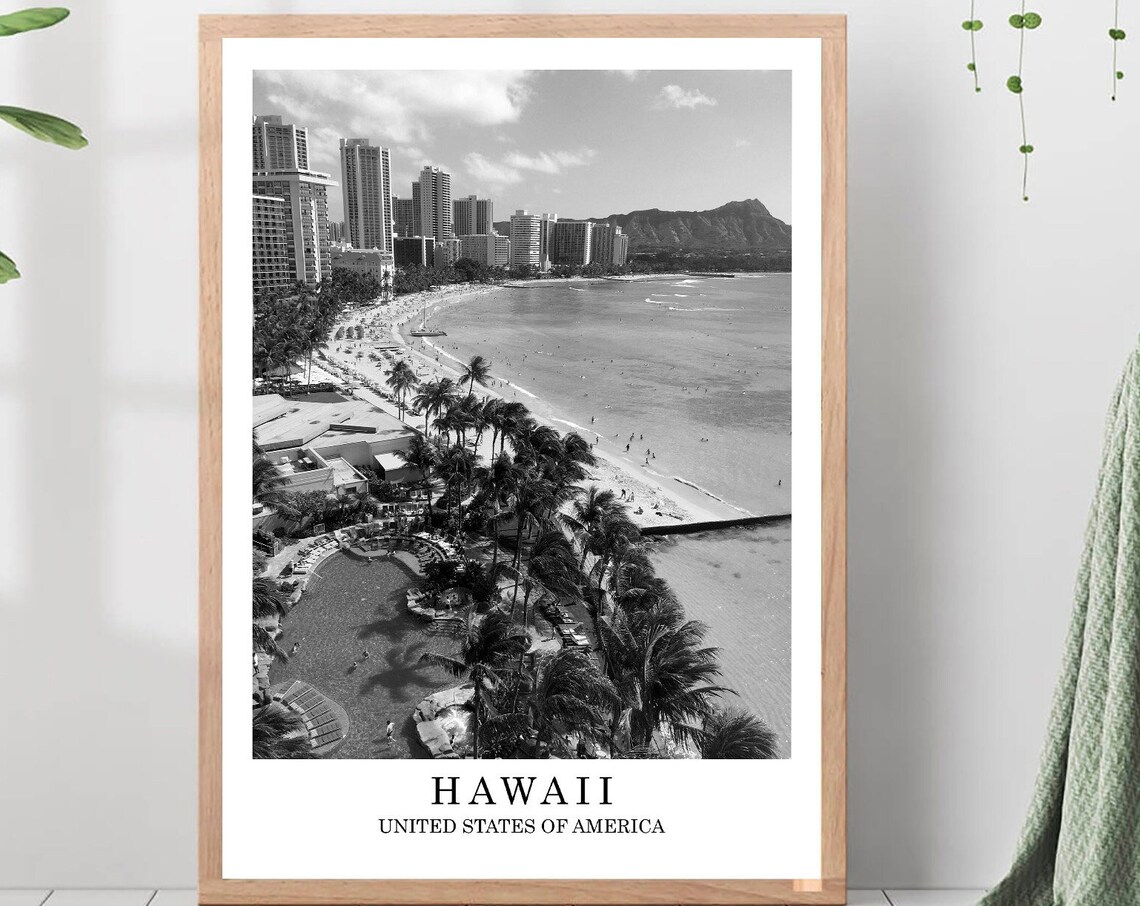 Hawaii Waikiki Beach Diamond Head Black And White Photo Poster