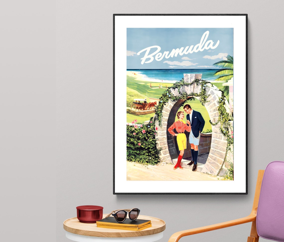 Bermuda Vintage Travel Couple Under Moon Gate Golf Beach Poster