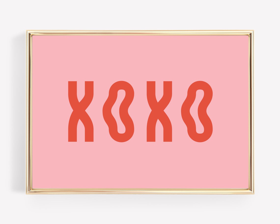 XOXO Wavy Red Letters On Blush Pink Horizontal Valentine Poster