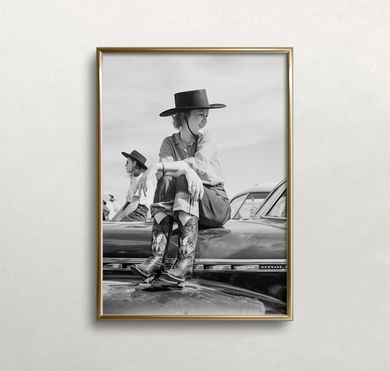 Cowgirl Wall Art Black And White Art Vintage Wall Art Western Aesthetic Old Photo Trendy Wall Art Wall Art