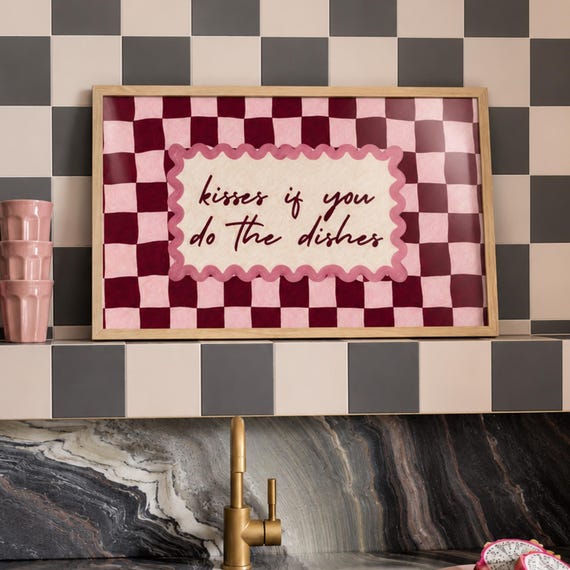 Kisses If You Do The Dishes Quote Print Horizontal Fun Typography Kitchen Poster Handdrawn Retro Checkered Ruby Pink Oil Painting Wall Art