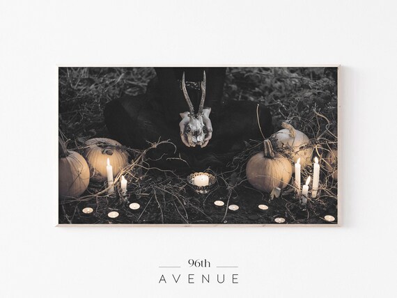 Halloween Spooky TV Art - Seasonal Decor