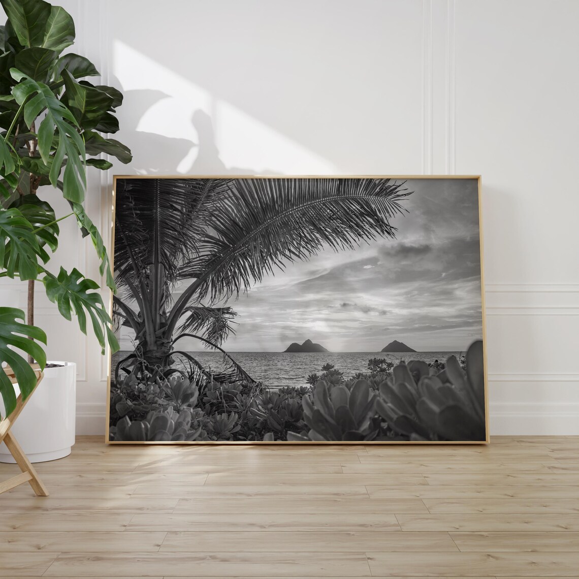 Oahu Black And White Travel Poster, Hawaii - Image 2