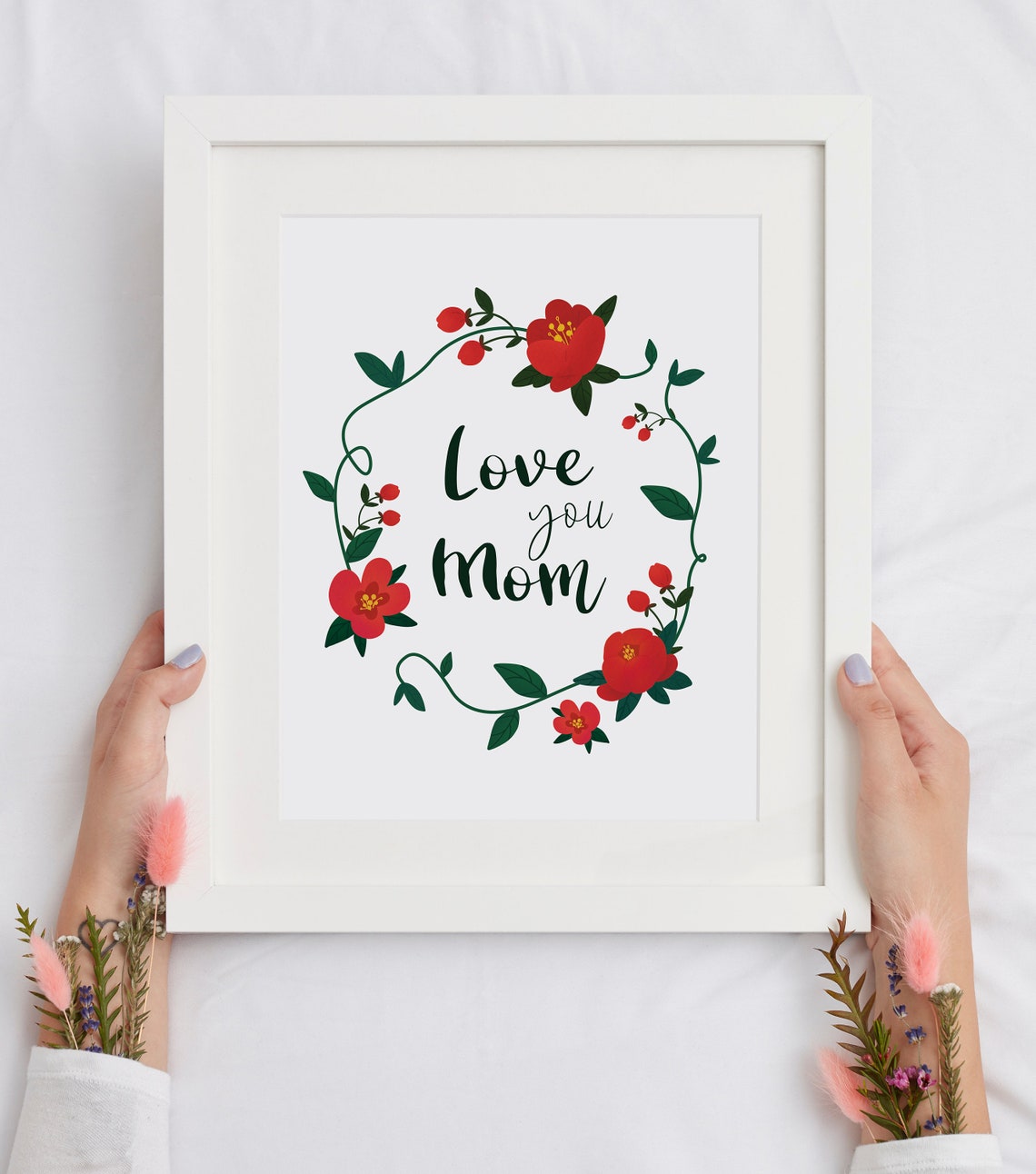 Love You Mom Script Red Floral Vine Wreath Mother's Day Gift Wall Art - Image 2