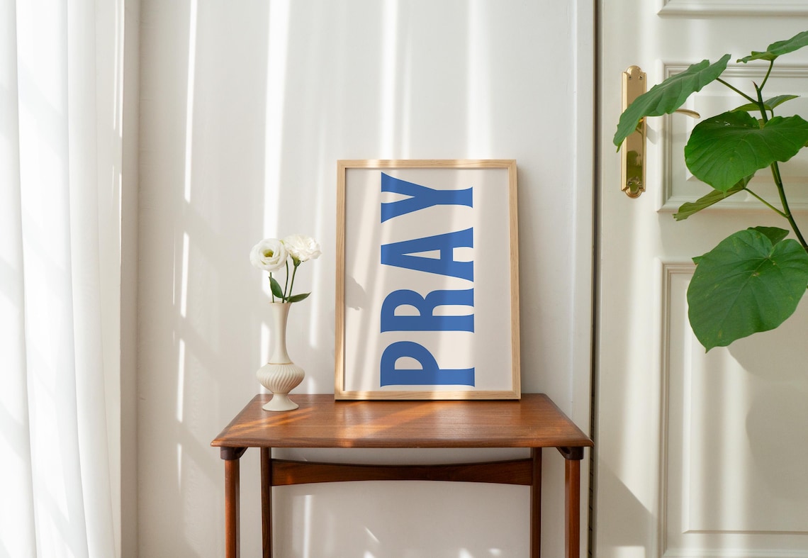 Pray Typography Poster, Retro Christian Wall Art - Image 3