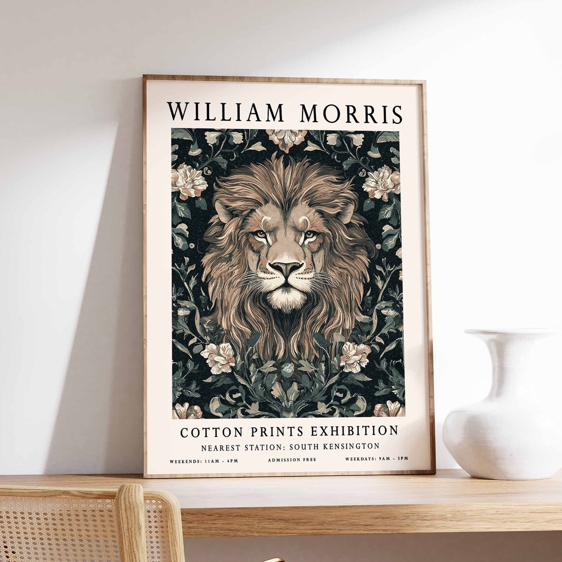 William Morris Style Lion Portrait Botanical Exhibition Wall Art