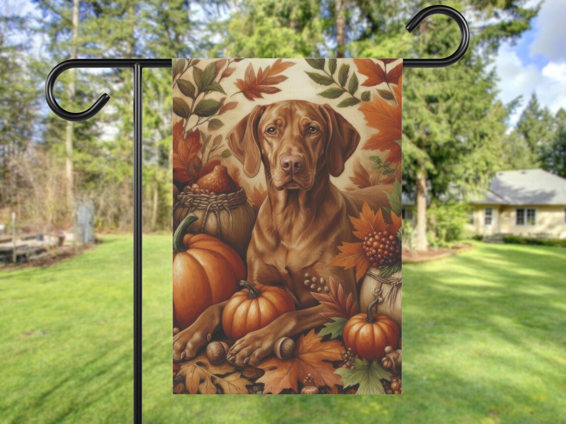 Vizsla Fall Garden Flag, Vintage Cottage Core Pumpkin House