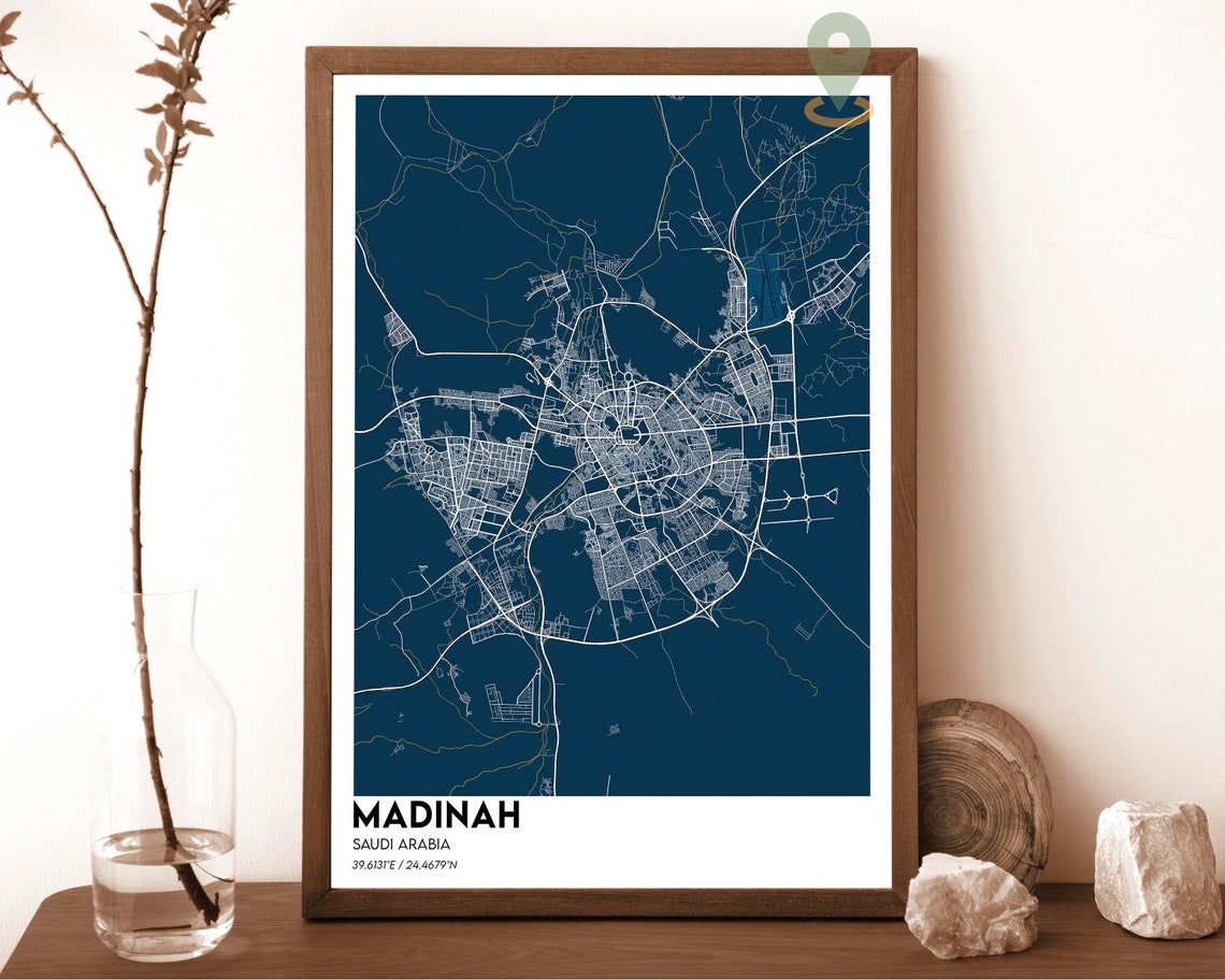 Madinah Saudi Arabia Deep Green Radial Street Map Art Poster - Image 2